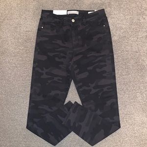 Social Standard by Sanctuary Camouflage Jeans